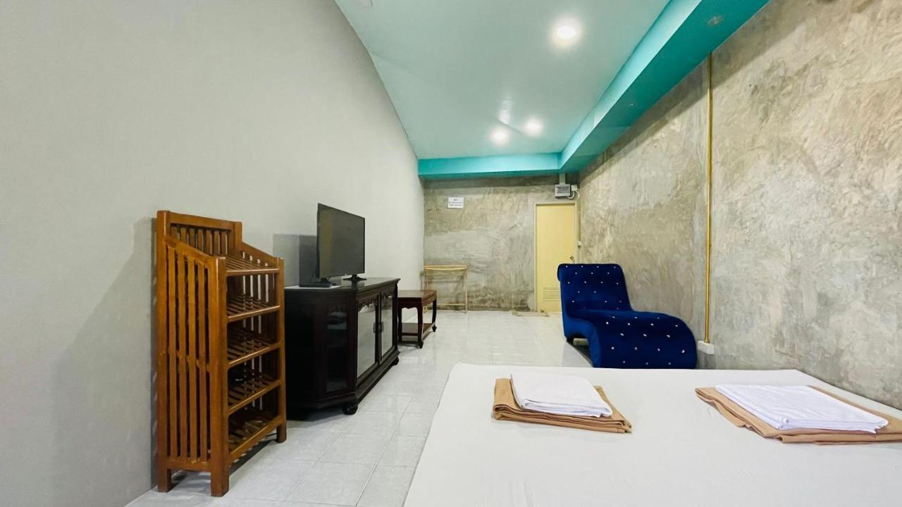 Super Hostel Nonthaburi Exterior photo