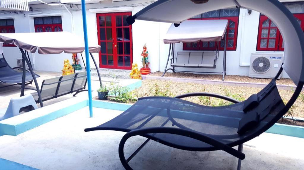 Super Hostel Nonthaburi Exterior photo