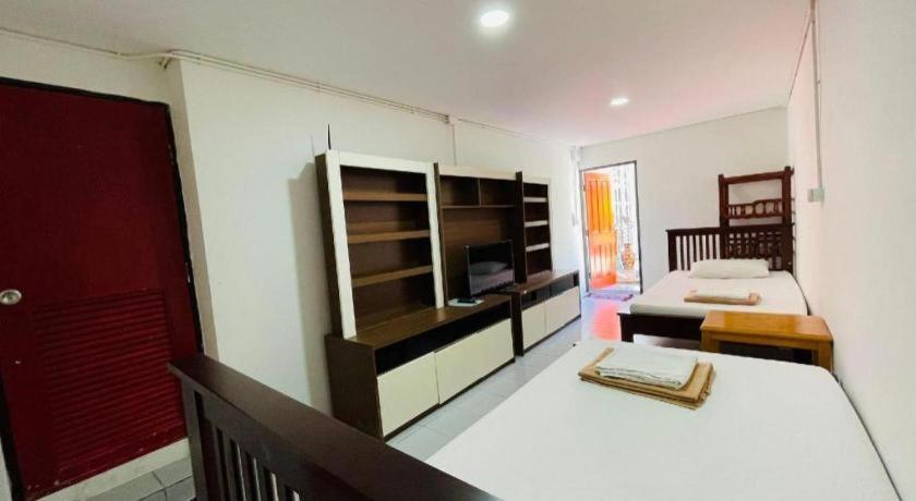 Super Hostel Nonthaburi Exterior photo