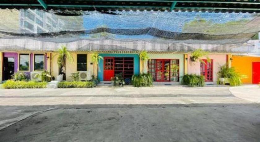 Super Hostel Nonthaburi Exterior photo