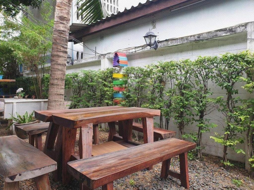 Super Hostel Nonthaburi Exterior photo